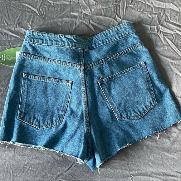 NEW multicolored crochet denim shorts Size Small - Picture 5 of 8